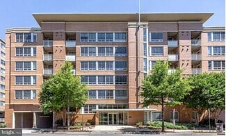 Building Photo - 355 I St SW