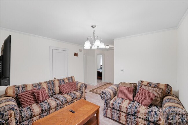 Foto del edificio - 3120 Baucom Rd