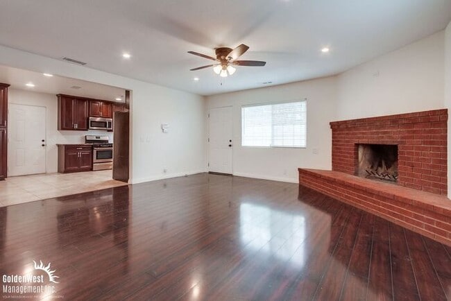 Building Photo - Lovely 4Bdm 2Ba Home Located in Escondido