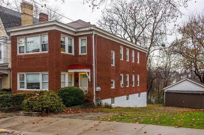 Foto del edificio - 4029 Windsor St