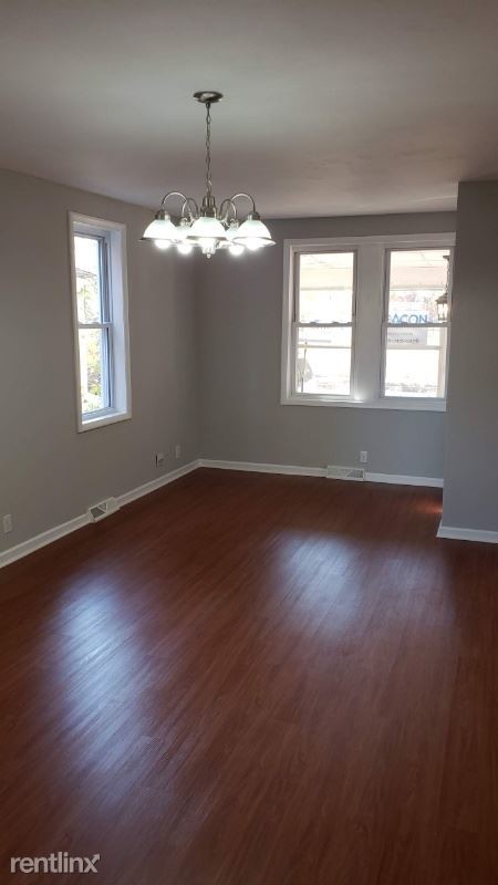 Building Photo - 3 br, 1 bath House - 327 Middleton St