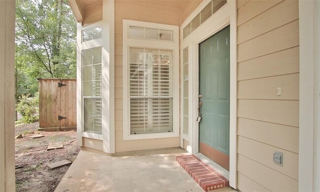 Building Photo - 3 S Avonlea Cir