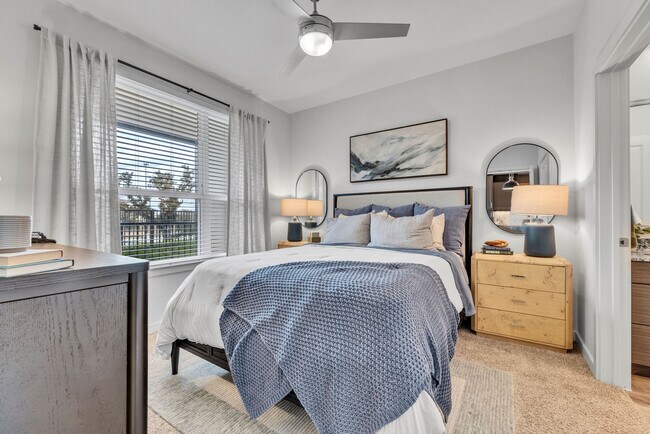 Interior Photo - Caliza Ridge