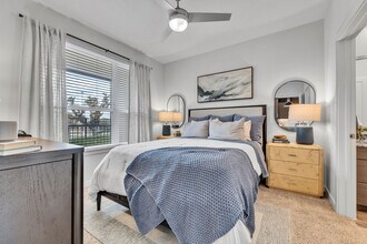 Interior Photo - Caliza Ridge
