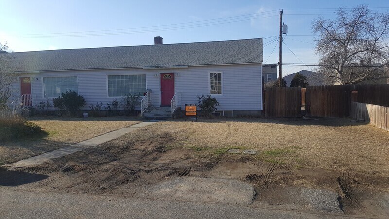 Primary Photo - 305 Bernard Ave
