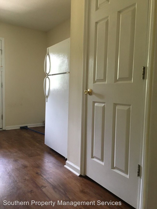 Building Photo - 1203 Beaver Creek Dr