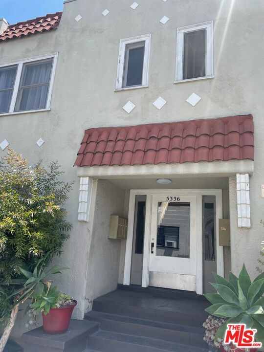 Building Photo - 5336 Monroe St