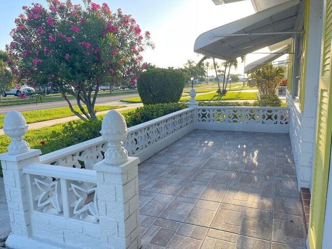 Foto del edificio - 2020 SW Golf Ln