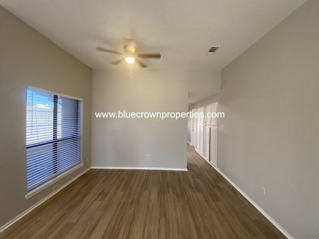 Photo - 1212 Case Dr House