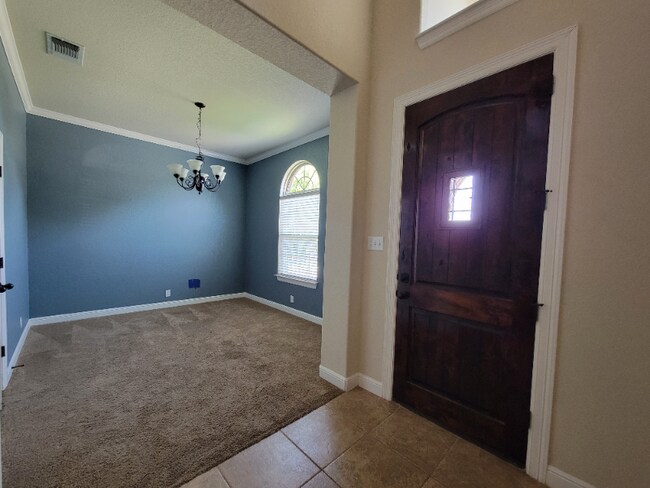 Building Photo - 12130 Carson Cove