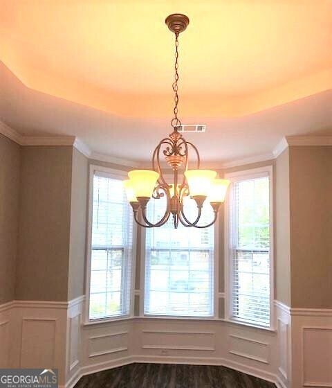 Foto del edificio - 77 Lakeshore Pkwy