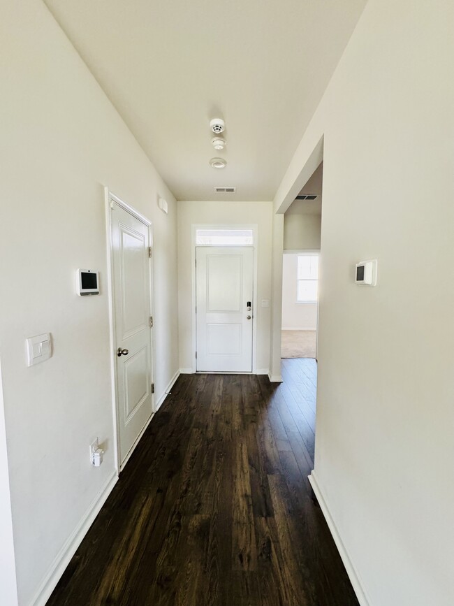 Building Photo - 1519 Springfield Ln