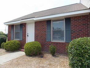 Building Photo - 140 Lanier Dr