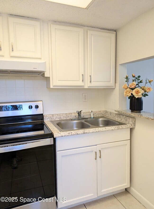 Foto del edificio - 1601 Sunny Brook Ln