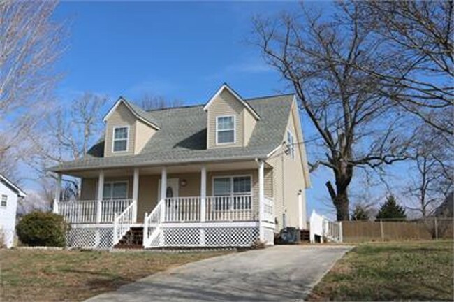 Foto del edificio - Quaint 4 Bedroom house