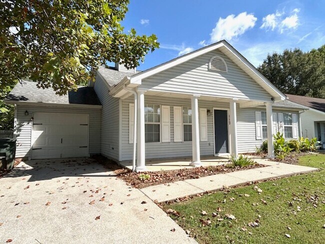 Foto del edificio - Beautiful 3 Bedroom 2 Bath Home in the Heart of Madison!