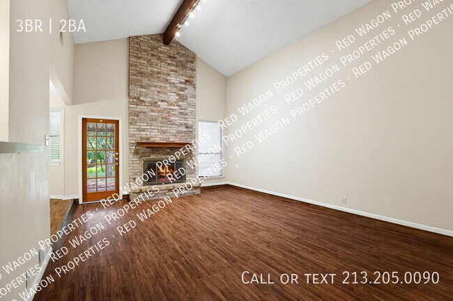 Foto del edificio - 15127 Elkton Dr