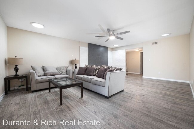 Building Photo - 3 br, 2 bath House - 4108 Collwood Lane