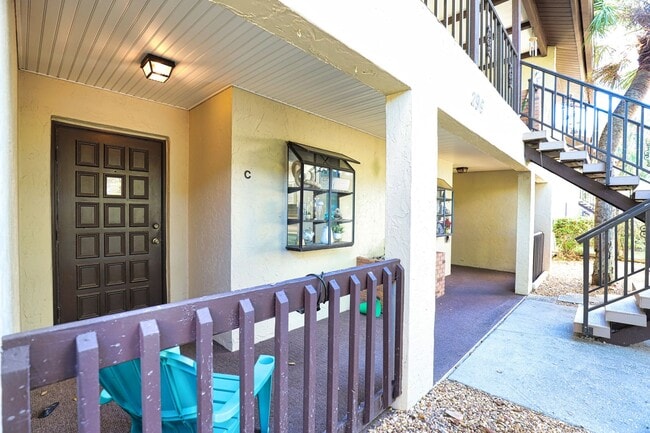 Building Photo - 295 Mission Trail S