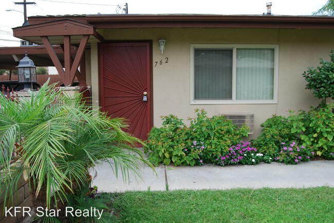 Foto del edificio - 766-766 S Orange Ave