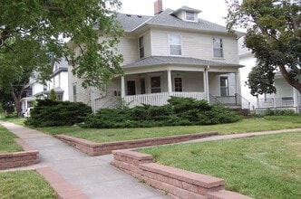 Building Photo - 1345 B St