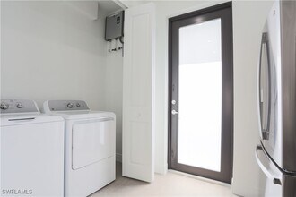 Building Photo - 10830 St Lucia Ct