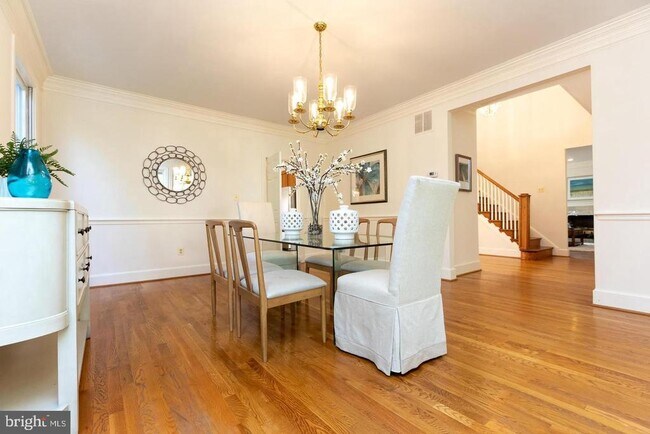 Foto del edificio - 6413 Wilson Ln