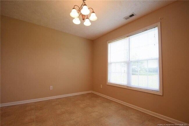 Foto del edificio - 225 Bent Oak Ct