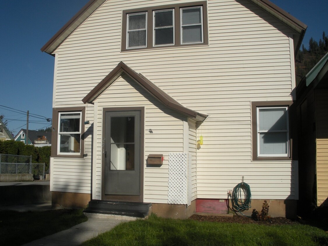 Primary Photo - Super cute house in Wallace near the school!