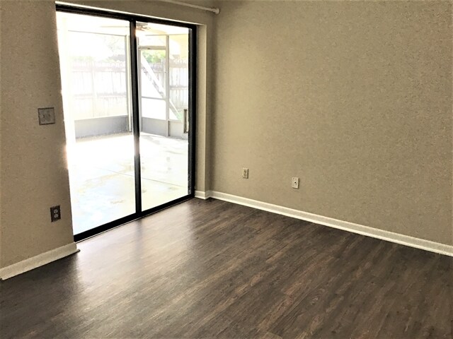 Foto del edificio - 1097 Covington St