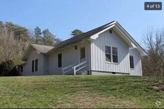 Building Photo - 17 Old Cullowhee Rd