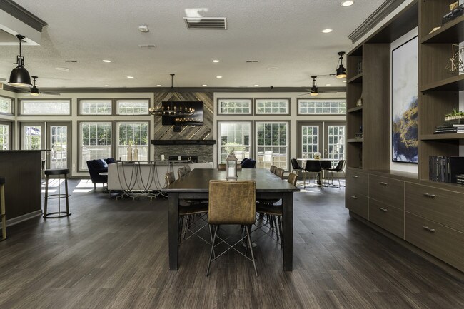 Fairlane Woods Apartments Rentals Dearborn, MI