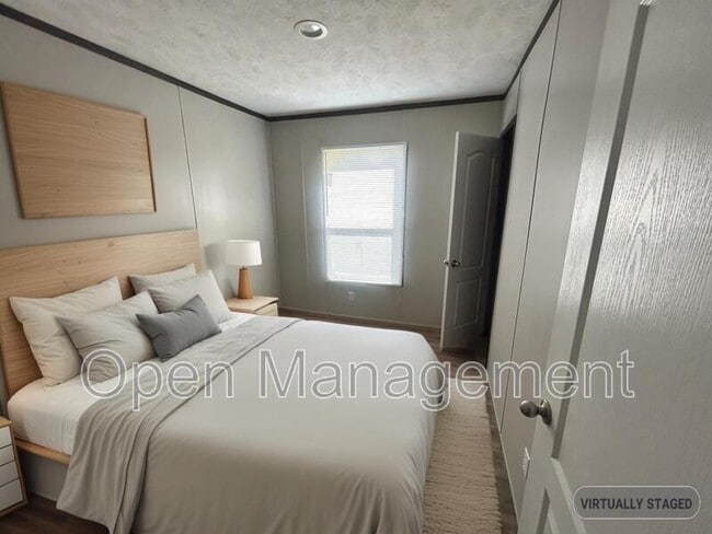 Building Photo - 2501 Martin Luther King Dr