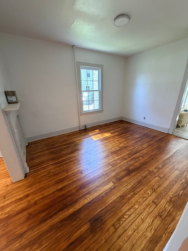 Dining Room - 422 Washington St