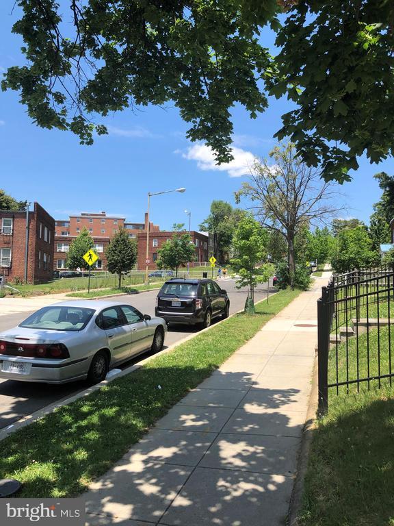 Foto del edificio - 849 19th St NE