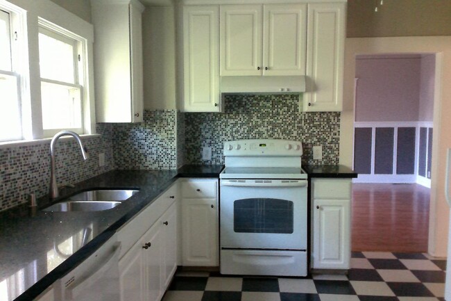 Foto del edificio - 1284 N Ferger Ave