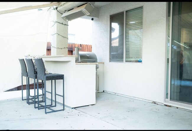 Foto del edificio - 3312 Moscato St