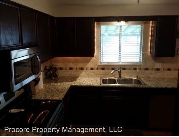 Building Photo - 3 br, 1.5 bath House - 1824 Vinnell St
