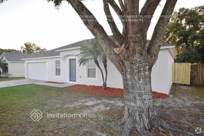 Building Photo - 5740 Oakwood Knoll Dr