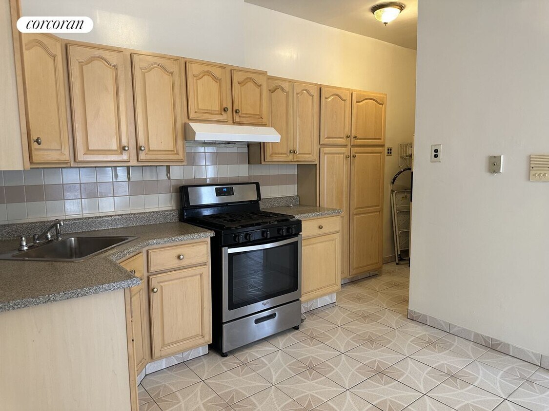 Foto principal - 39 Rockaway Pkwy
