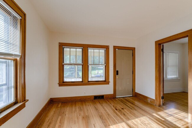 Foto del edificio - Great Location Close To Aksarben Village!!