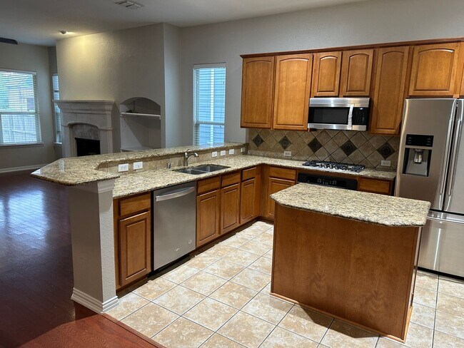 Foto del edificio - Cute one in Village Park!