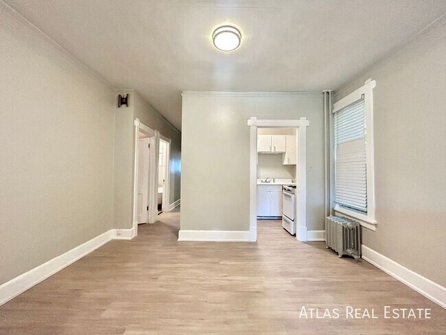 Foto del edificio - 3269 W Hayward Pl