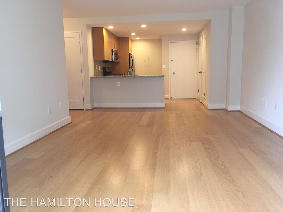 Foto principal - 1255 New Hampshire Ave NW