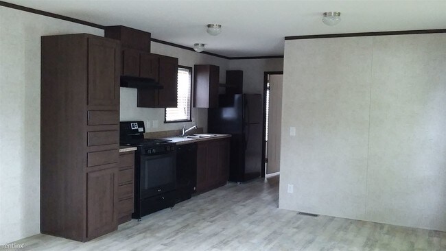 Building Photo - 9267 Bahama Dr