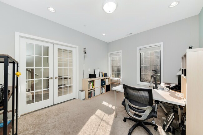 Foto del edificio - 1025 Walnut Wy