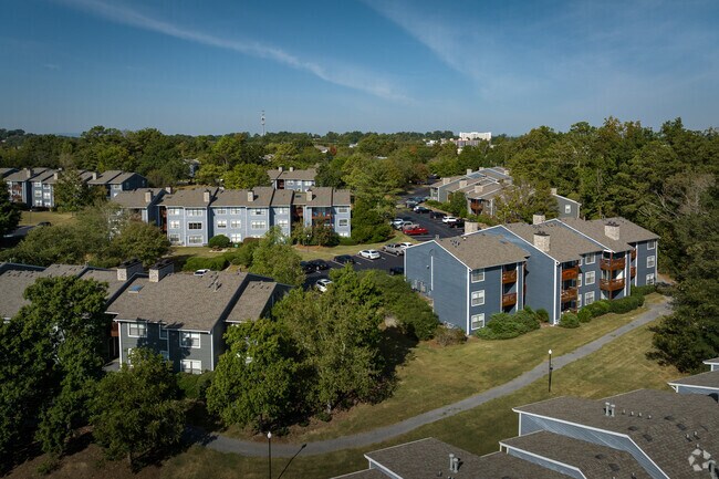 Exterior de la residencia - Vetra at Hamilton Place