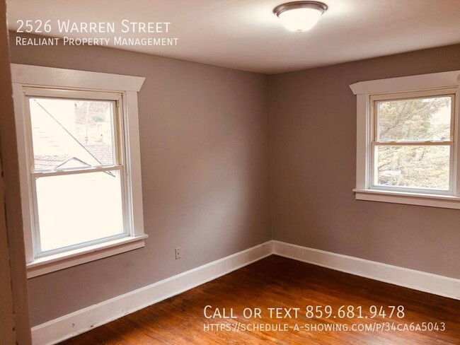 Foto del edificio - 2526 Warren St