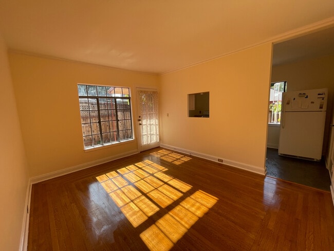 Sala de estar - 517 Benton St