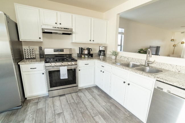 Building Photo - 12979 N Yellow Orchid Dr